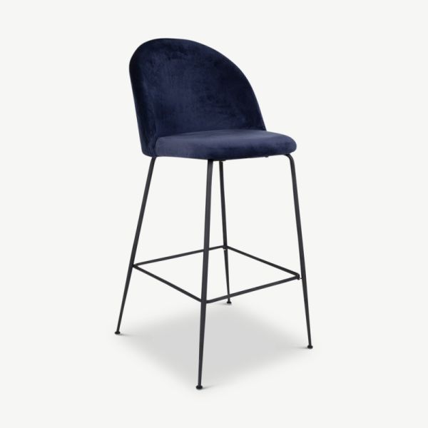 Paris barstol, blå velour & sorte ben set fra skrå vinkel